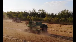 Заканчиваю ремонт и едем молотить ячмень. Один день с помощником.