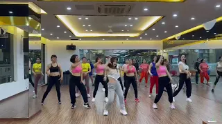 Sexy dance - Poppy Nguyễn - Liếc mắt đưa tình 2021