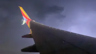 Southwest 737-800 Takeoff from Denver (DEN/KDEN) | Smooth Nighttime Departure // N8308K