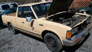 I Bought a 1986 Nissan 720!!