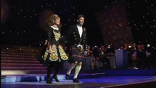 Daniel O'Donnell & Mary Duff - Old Fashioned Dance: Shoe The Donkey / Hornpipe / Boys Of Bluehill