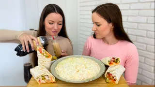 МУКБАНГ С ЛИАНОЙ САЛАТ МИМОЗА ШАУРМА MUKBANG SALAD MIMOSA SHAWARMA ответы на вопросы