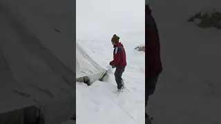 heavy snowfall at changthang kharnak