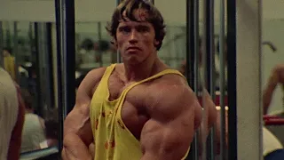 Arnold Schwarzenegger training at Gold's Gym with the best bodybuilders in the world / Pumping Iron