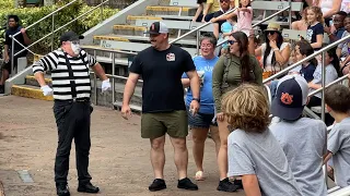 Tom The Seaworld Mime: Silent Brilliance