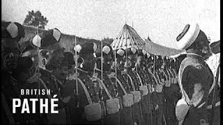 Morocco  - Sultan Inspects Troops  (1937)