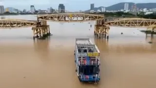 Video Cầu Nguyễn Văn Trỗi Nâng lên Nhịp