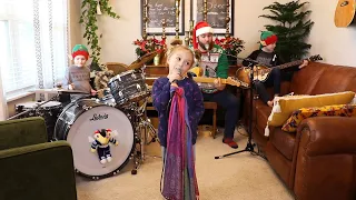 Colt Clark and the Quarantine Kids play "Santa Claus is Coming to Town"