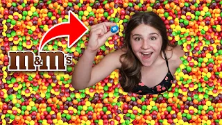 First To Find the M&M in Skittles Pool Wins $10,000 Challenge **IMPOSSIBLE**🌈 | Piper Rockelle