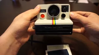 Polaroid SX 70 OneStep Rainbow Camera Working