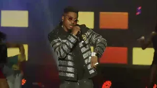 SKIIBII Performing 'Sensima' at the 4th Soundcity MVP Awards Festival