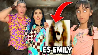 DANIELITA DIBUJO A EMILY Y ASI LO HIZO 😰 *Tenemos miedo* @KarlaBustillos