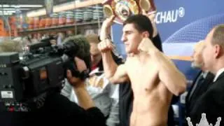 Marco Huck vs. Denis Lebedev Weigh-in - ONTHEGRiND BOXiNG