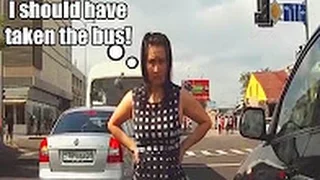 IDIOT HOT WOMAN DRIVERS | CRAZY WOMAN DRIVING FAILS COMPILATION FEBRUARY 2017