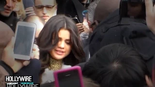 Selena Gomez Attacked By Fans In Paris! (VIDEO)