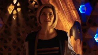 Doctor Who Tribute (1963-2019) (Jodie Whittaker - Yellow)