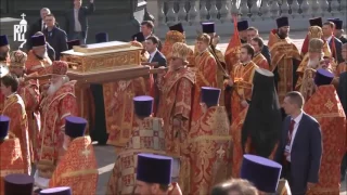 Orthodox Patriarch of Moscow welcomes Relics of St. Nicholas the Miracle-worker