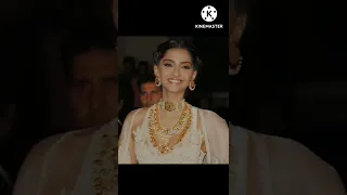 sonam kapoor beautiful traditional look👰🥰👰🥰👰