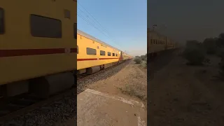 Shri Ganganagar-Bandra Terminus Amrapur Aravali Express with BGKT WDP-4D 40280 sprint at MPS!!!