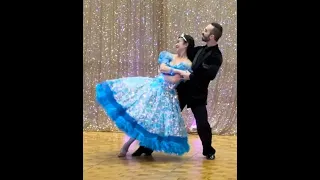 Smooth Viennese Waltz, Cinderella