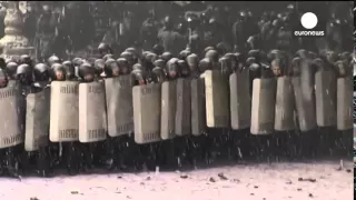 Exclusive footage  Anti govt stand off in Kiev as street battle ragesundefined