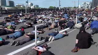 Thousands lie face down for 9 minutes in George Floyd protest