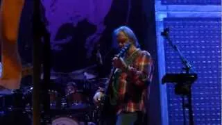 Neil Young, Crazy Horse - Powderfinger - 2012-11-27 Madison Square Garden, New York - center rail HD