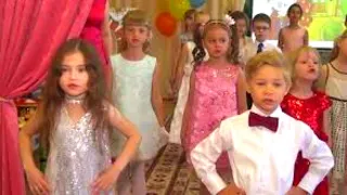 Веселый звонок Выпускной в детском саду Детские песни Голос дети Children's song  子供の歌 ziminvideo