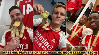 😍 Arsenal Players Crazy Dressing Room Celebrations after Winning The Community Shield