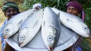 GIANT FISH FRY | Villagers cooking big fish fry in village cooking style | Village Food Cooking