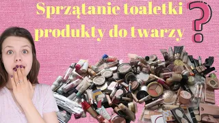 MIAŁAM 350 PRODUKTÓW DO TWARZY?! - Sprzątanie toaletki