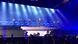 Lady Gaga - Scheibe (Live) [ACC Toronto Sept 7/17]