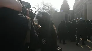 Поліція забрала полтавських активістів