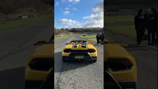 N/A engines produce the best sounds! #mclaren #lamborghini #720s #huracan