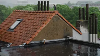 Rain falls on the roof 🌧️ The sound of falling rain helps you sleep well and relax your mind
