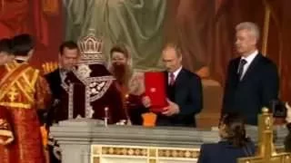President Putin attends Easter Mass in Moscow cathedral