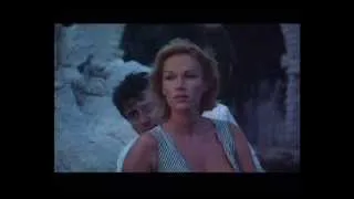 Les Volets bleus, un film d'Haydée Caillot (1989) : extrait