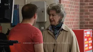 Evelyn Tries To Apologise To Tyrone