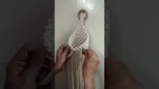 Macramé Pod Tutorial