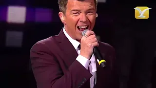 Rick Astley - Never Gonna Give You Up - Festival de Viña del Mar 2016