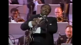 B B King with the Philip Morris Superband (Live at the Apollo Theater, NY (1990)