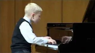 Alexander Malofeev -- J.S. Bach. 3-voice fugue in C-dur BWV 953