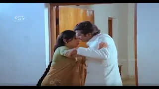 Ambika Stops Ambarish Going To Take Oath As CM | Chakravyuha Kannada Movie Scene