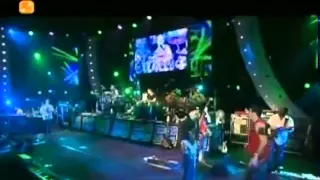 SANTANA LIVE Guajira VIDEO at MONTREUX 2004.flv