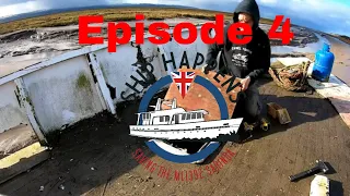 Ep 4 -MAN OVERBOARD On A Rotten Boat #boatrestoration boa