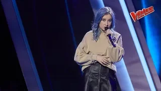 Viktoriya Michshenko - Christina Aquilera : Bound To You | The Voice Česko Slovensko 2019