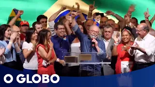 O primeiro discurso de Lula após vitória: 'Não existem dois Brasis'