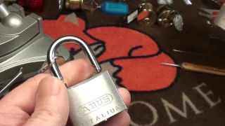 (089) Picking a very special Abus :)