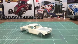 AMT 1965 Mustang Fastback Plastic Model