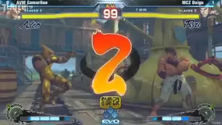 EVO 2012 - Gamerbee vs. Daigo Umehara *Greatest match of the year!